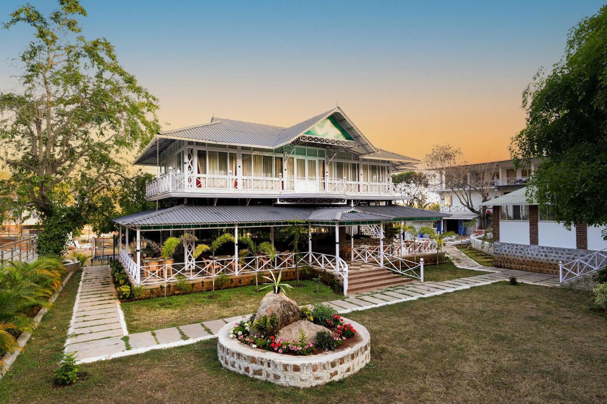 Mgm Whispering Wind'S Yelagiri Hotell Eksteriør bilde